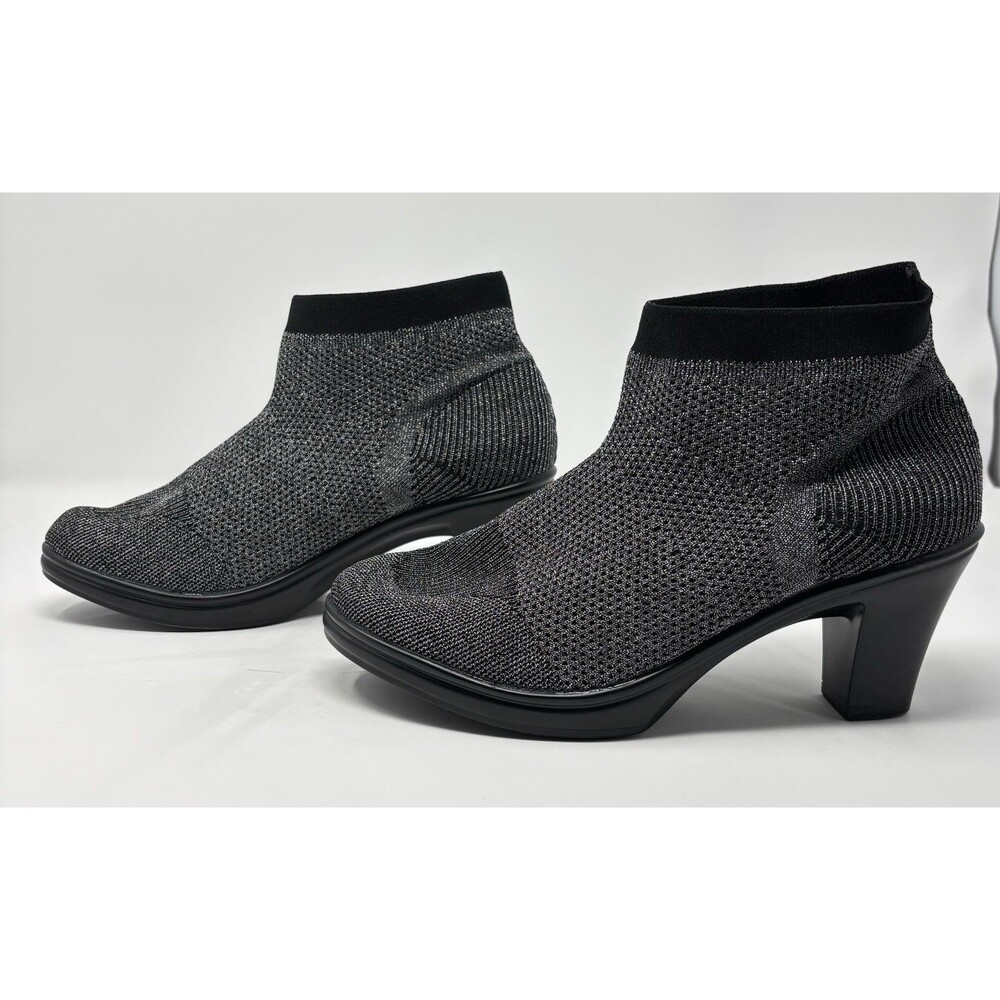 Bernie Mev Women's Stretch Doll Bootie Gunmetal Metallic Sz 39 Block Heel